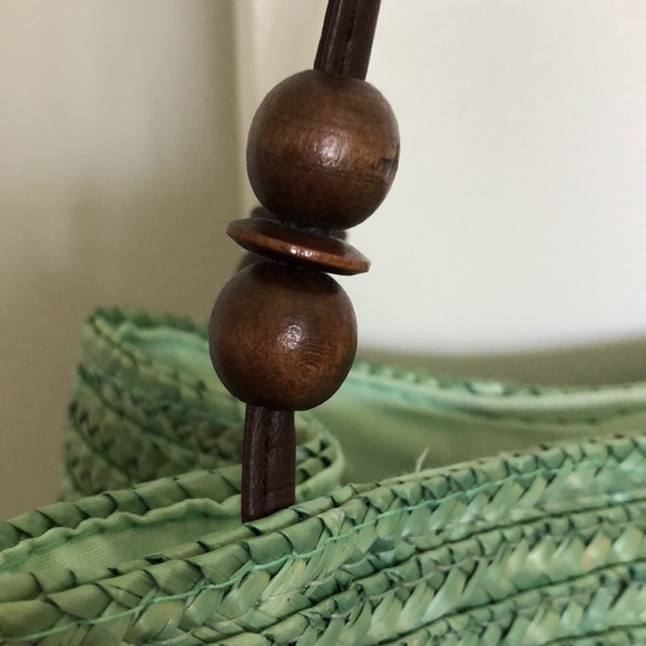 LIKE NEW Mint Green Raffia Beaded Handbag - Picture 3 of 7